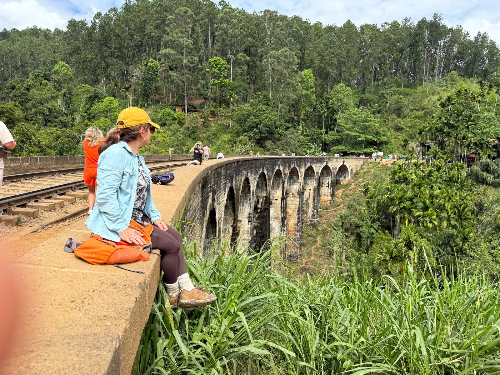 Traveller at the Nine Arch Bridge, Ella